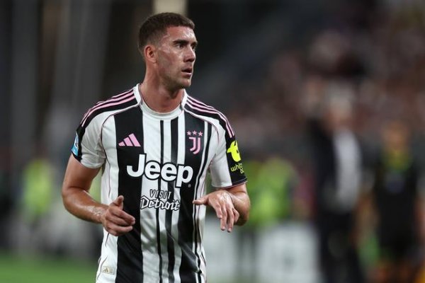 国内配资官网 欧冠2射1传！米体：弗拉霍维奇职业态度无懈可击，尤文后悔未续约